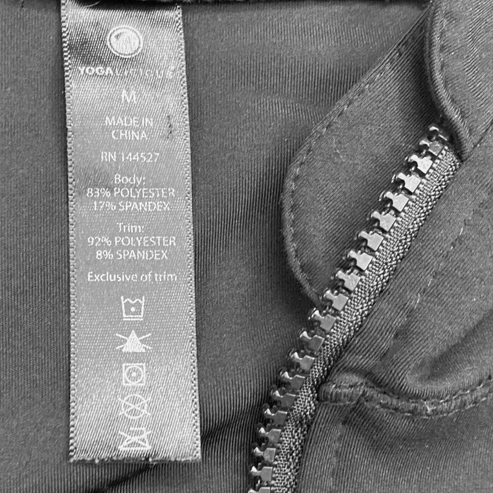 YOGALICIOUS Full Zip Athletic Top - Picture 2 of 2